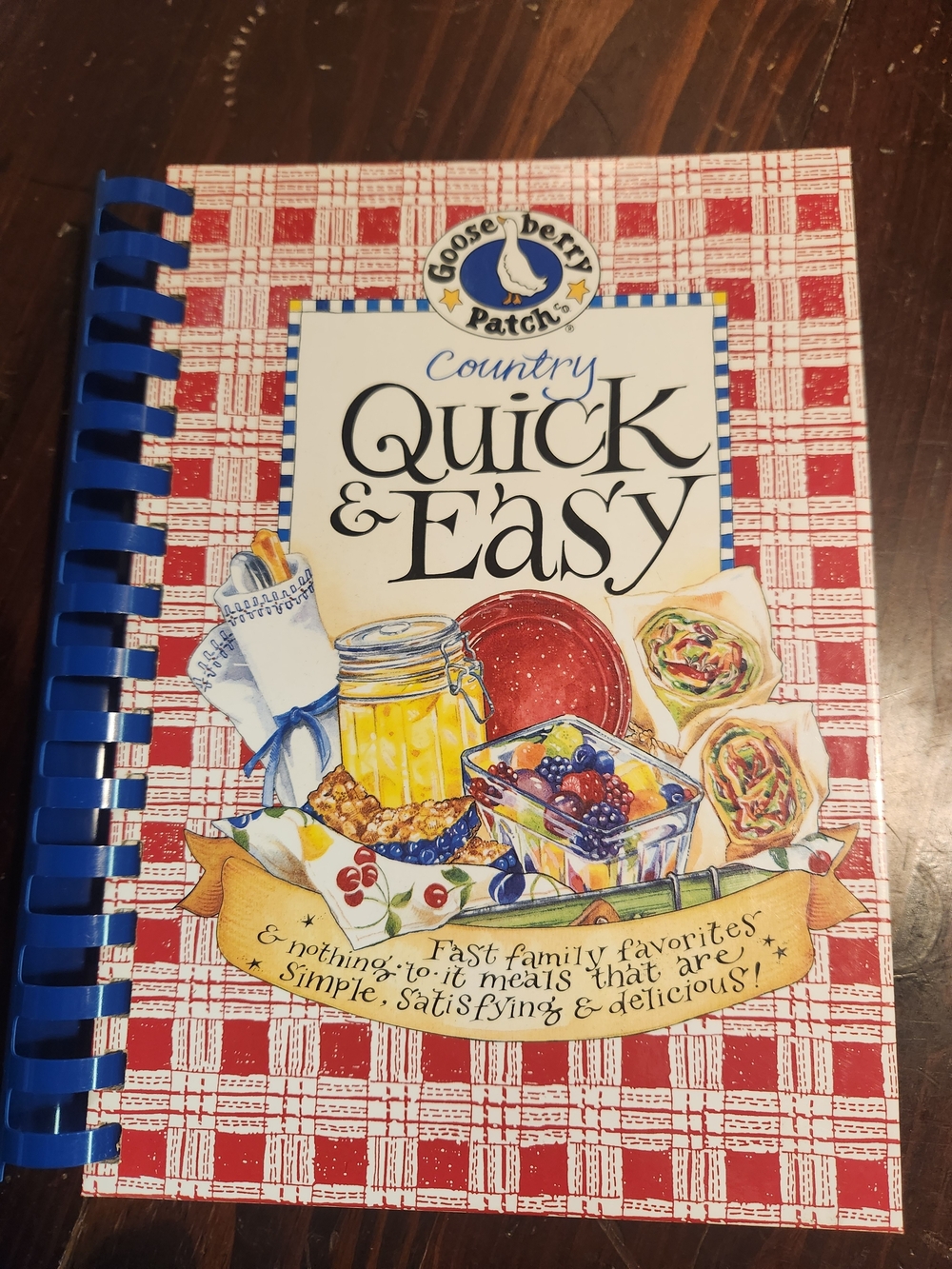 Gooseberry Patch Country Quick & Easy Cookbook - Red Plaid